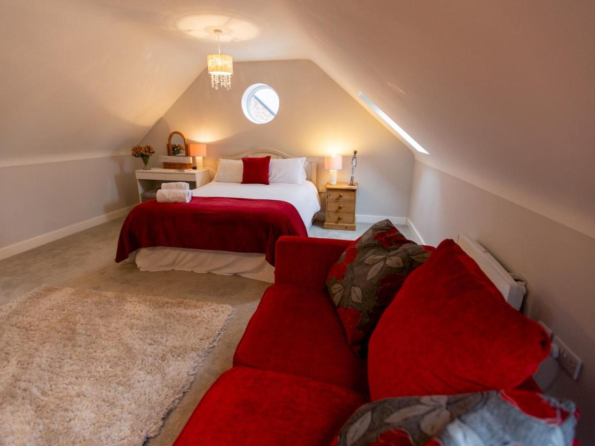 Pass The Keys Superb Space In The Idyllic Village Of Loppington Shrewsbury Exteriér fotografie