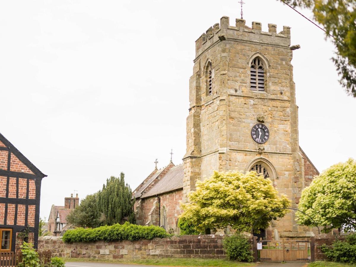 Pass The Keys Superb Space In The Idyllic Village Of Loppington Shrewsbury Exteriér fotografie