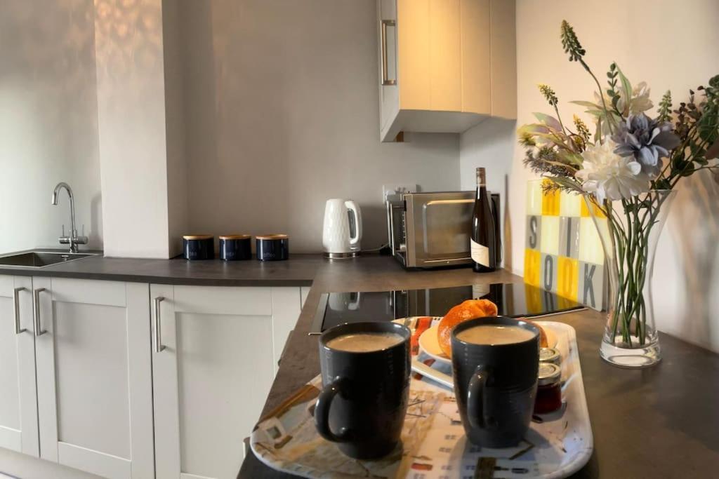 Pass The Keys Superb Space In The Idyllic Village Of Loppington Shrewsbury Exteriér fotografie