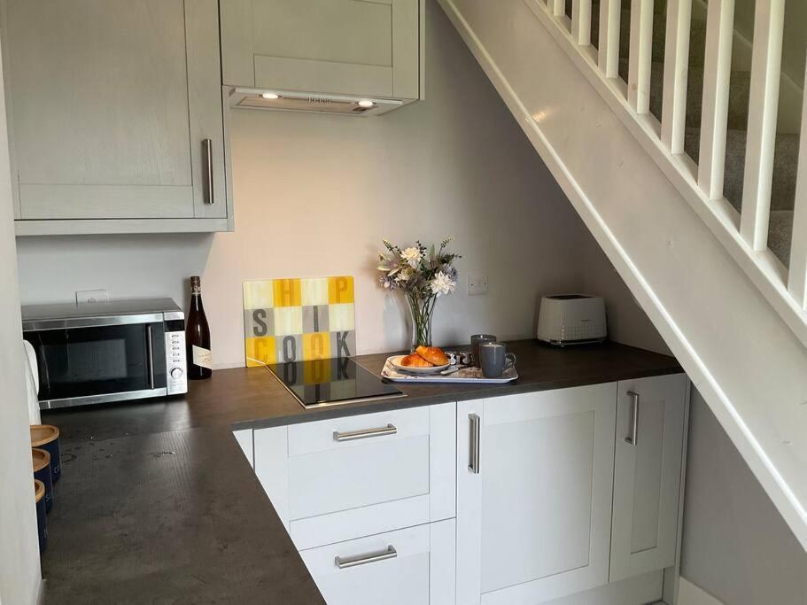 Pass The Keys Superb Space In The Idyllic Village Of Loppington Shrewsbury Exteriér fotografie